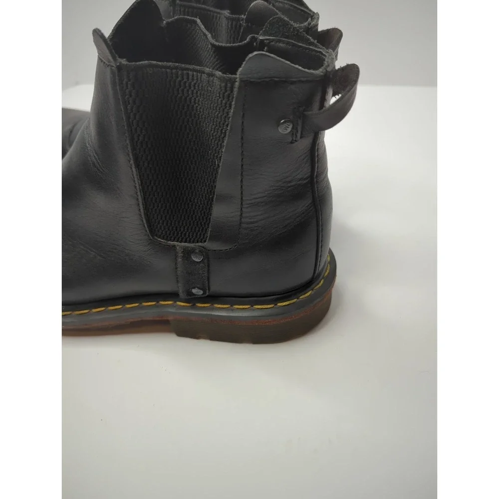 Dr. Martens 8B91 Black Leather Chelsea Boots Mens 11 Vintage Rare Grunge Y2K Lug